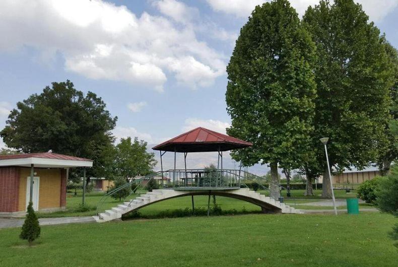 Hotel Bellevue Skopje Bagian luar foto